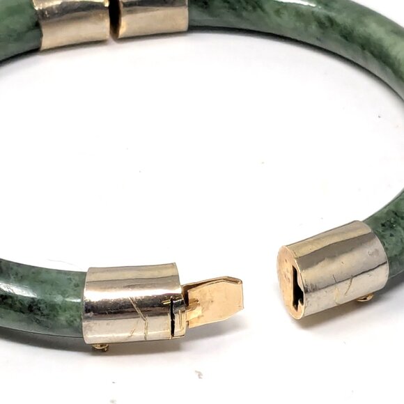 Vintage spinach green nephrite jade hinged bracelet Gold Plate sz 7.5 - Picture 12 of 15